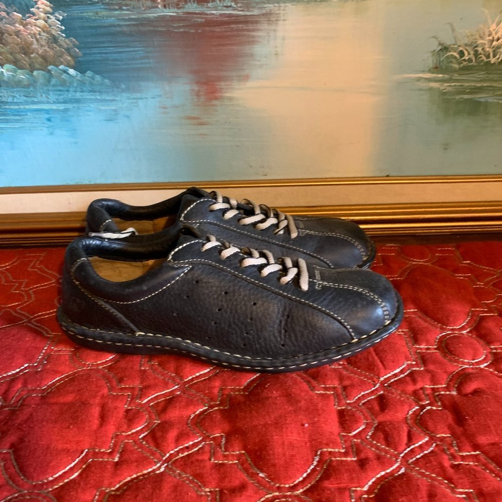 Born handcrafted footwear patent pending brown Women's 7.5